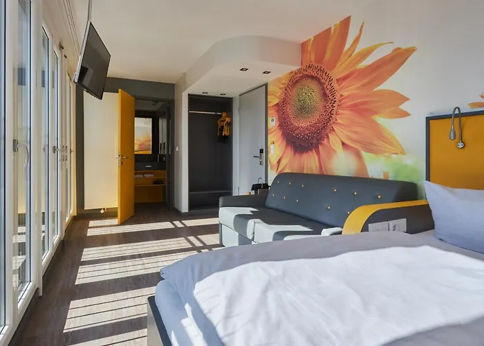 Buddy Hotel